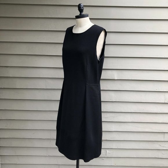 ST. JOHN CAVIAR Exposed Back Zipper Sleeveless Black Midi Shift Dress Pockets 12 - Picture 13 of 16